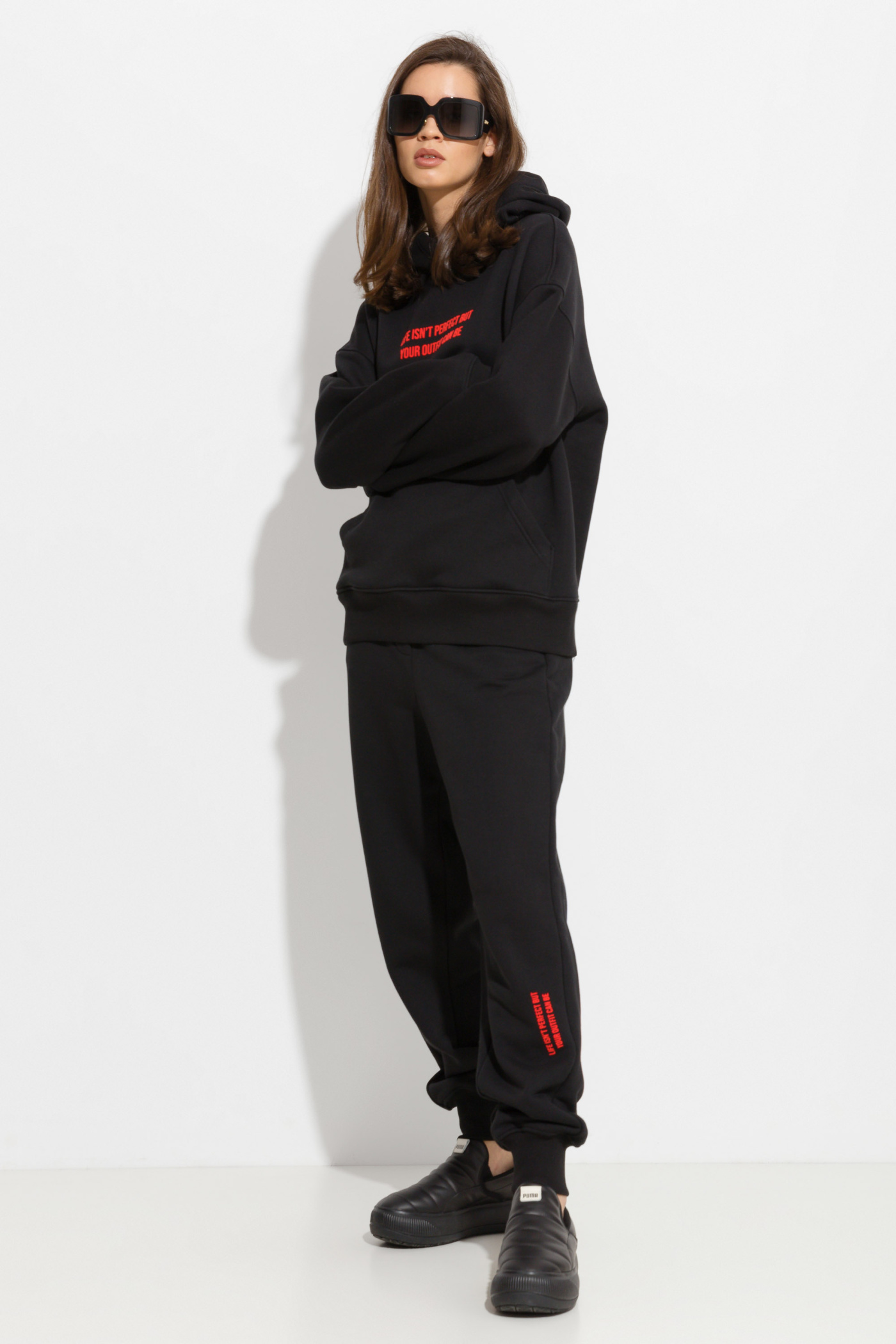 Брюки с манжетами и принтом