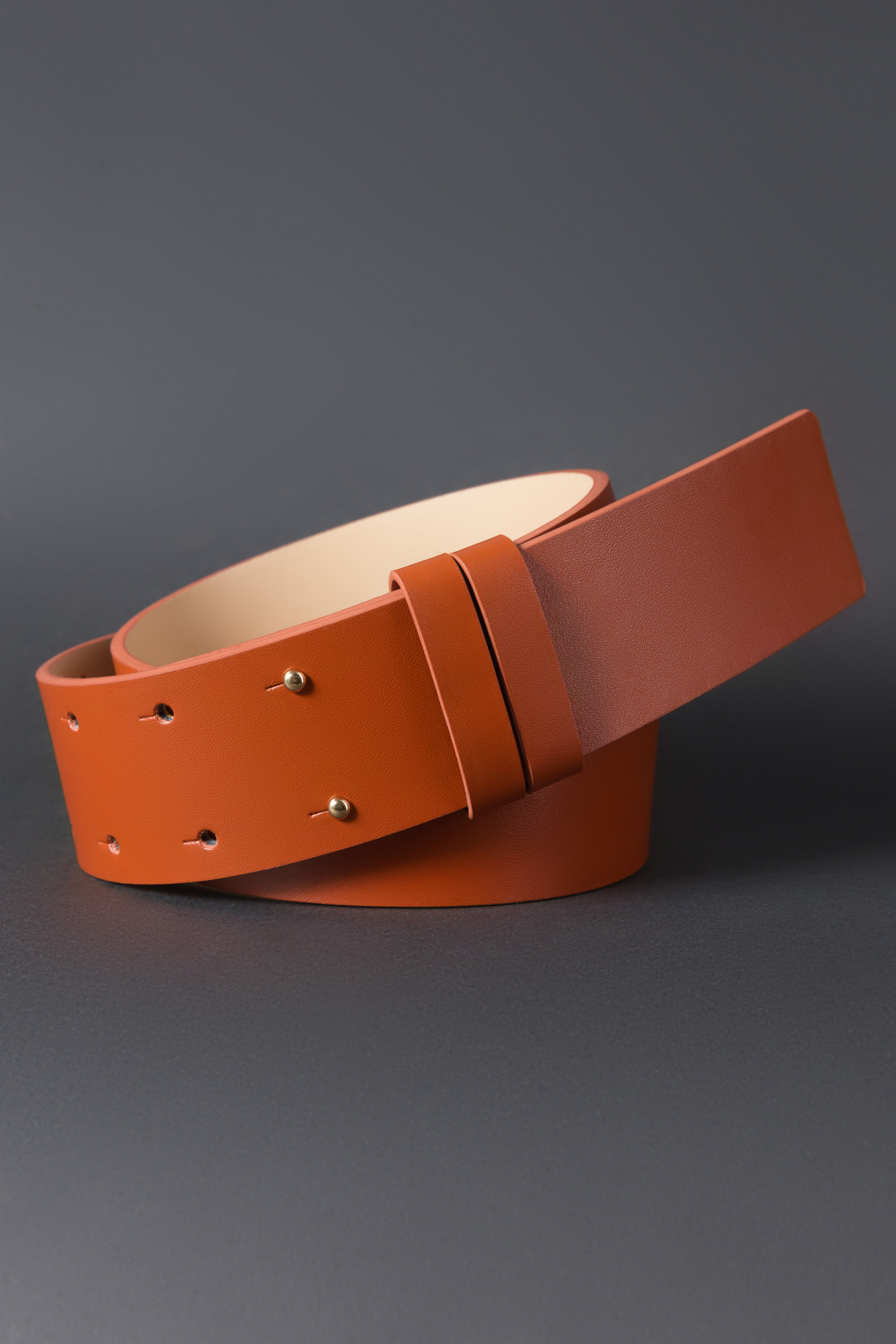  Ремень коричневый для одежды 