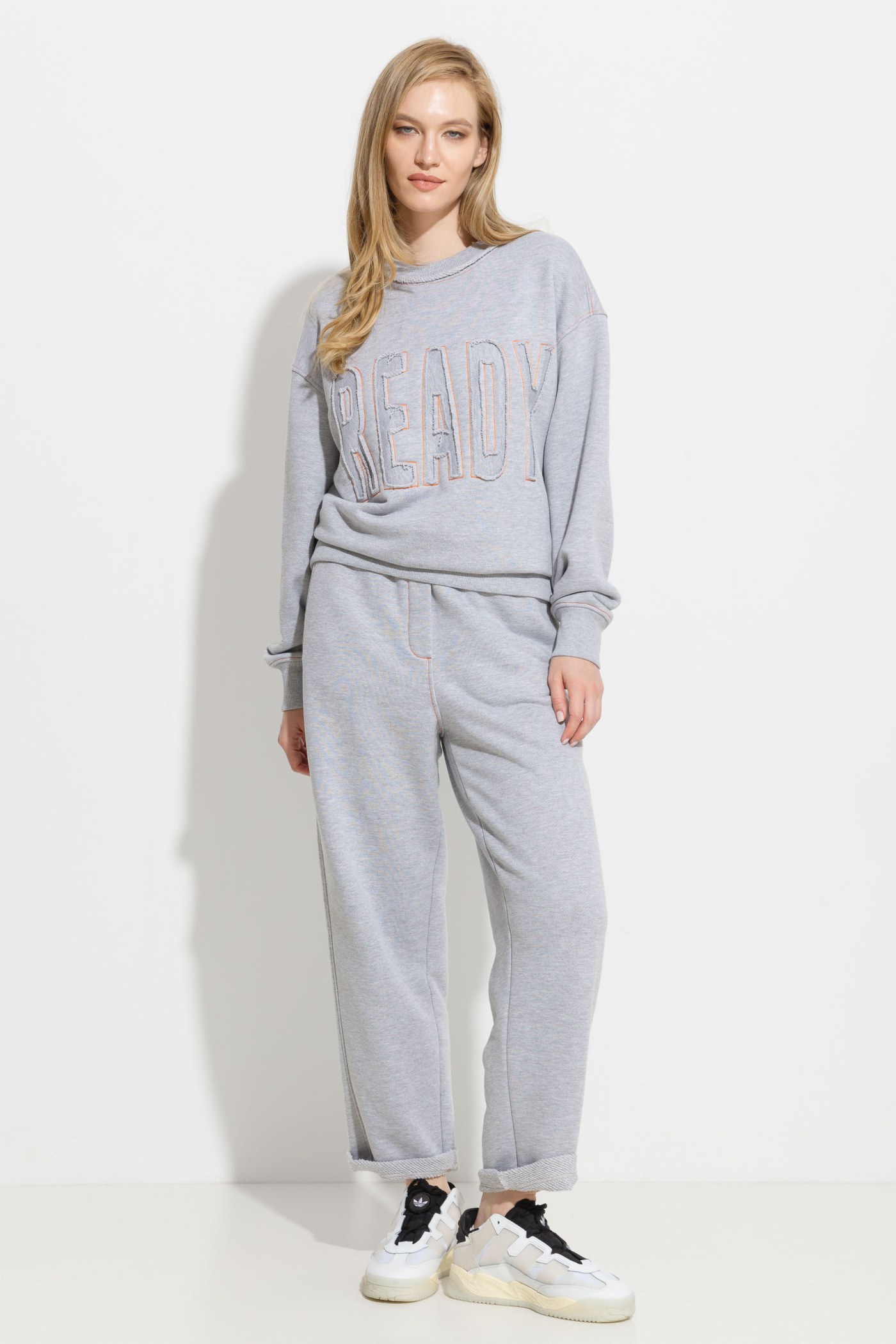 Брюки спортивные прямого кроя