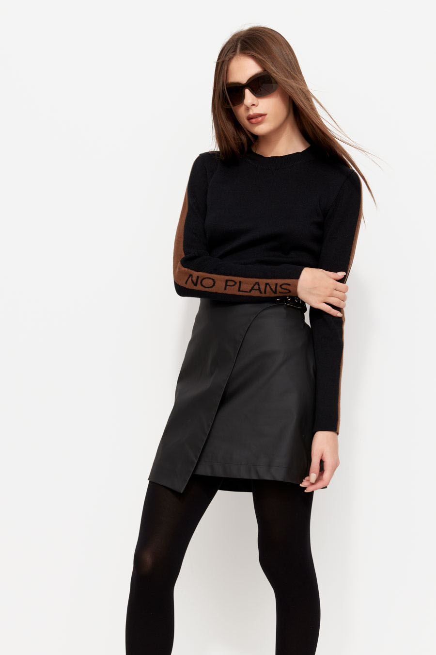 Джемпер трикотажный приталенный