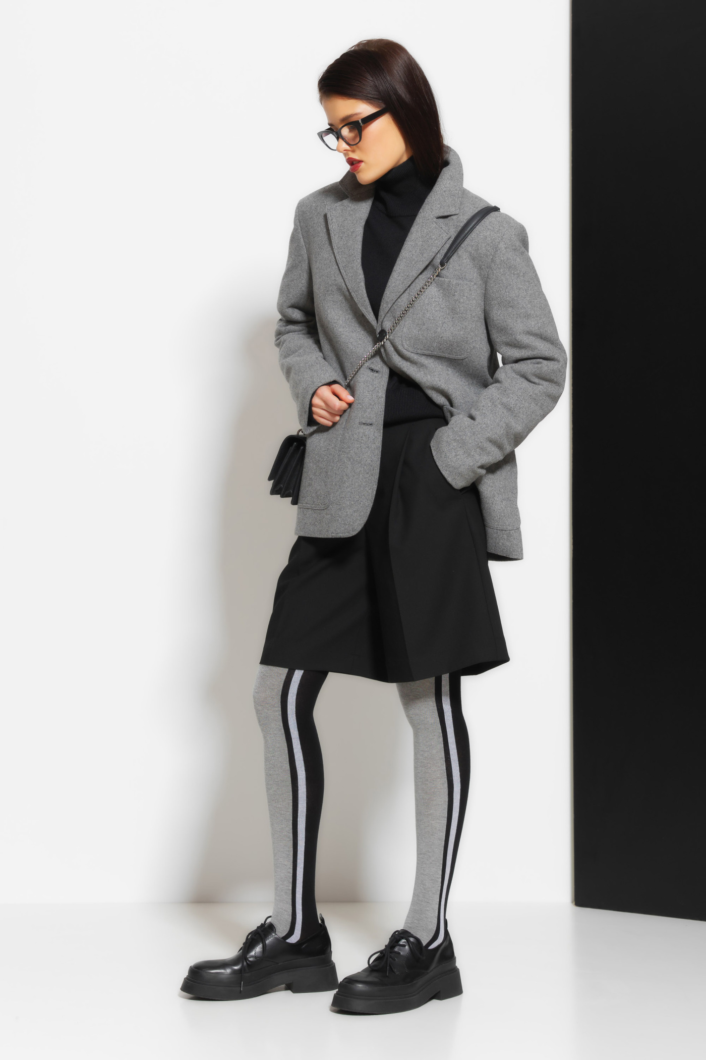  Бермуды женские 54302