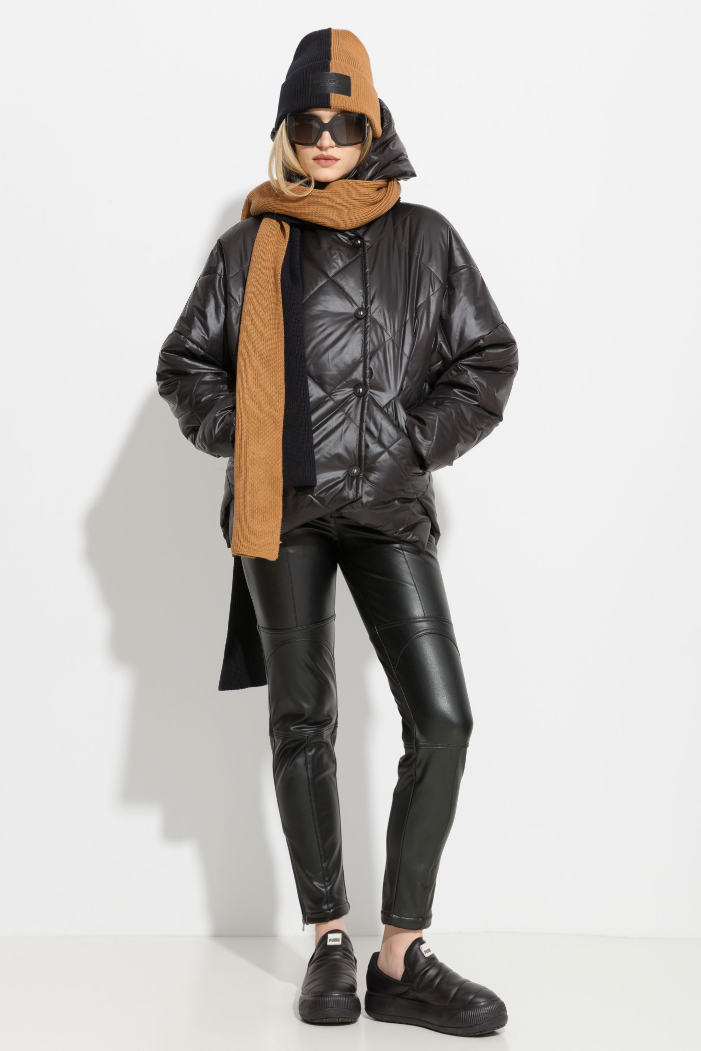 Шарф вязаный двухцветный