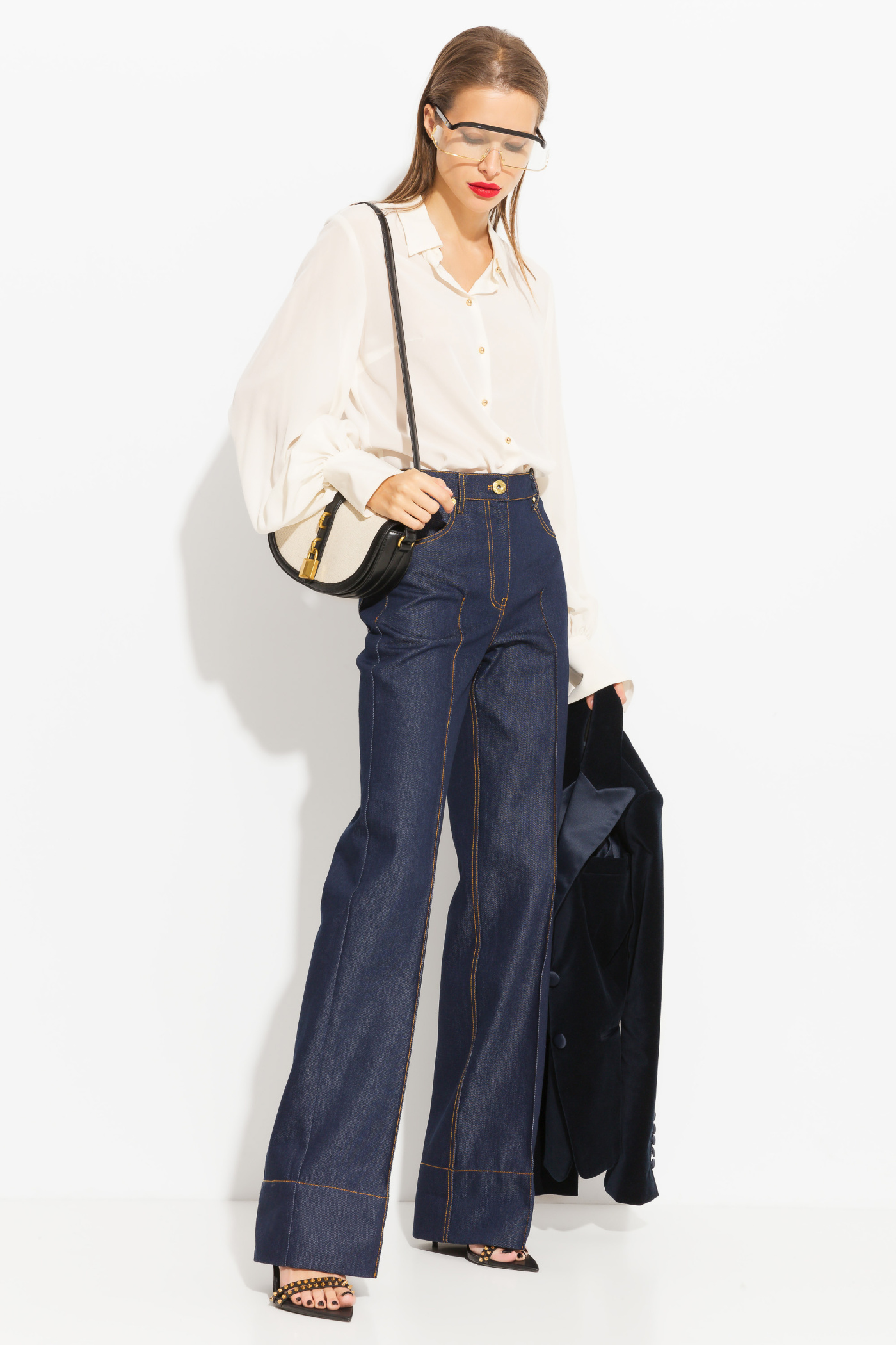 Джинсы классические со стрелками